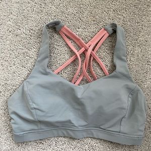 Lululemon Free to Be Serene Bra